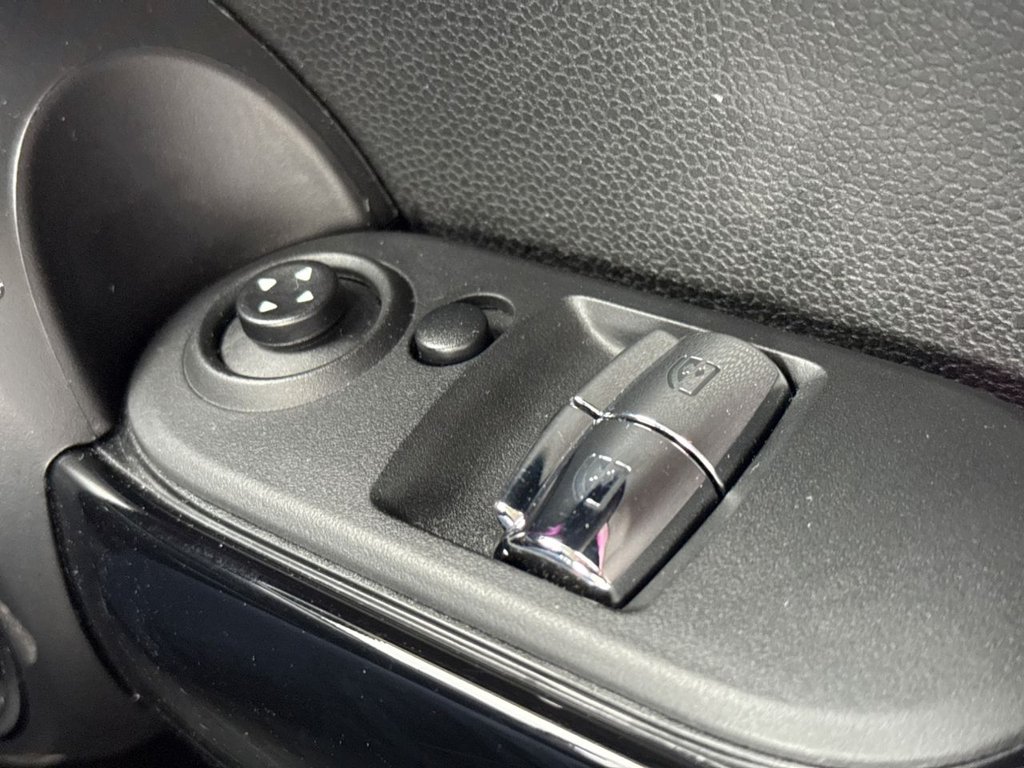 Used MINI Hatch 2019 for sale - 77399863: Photo 25