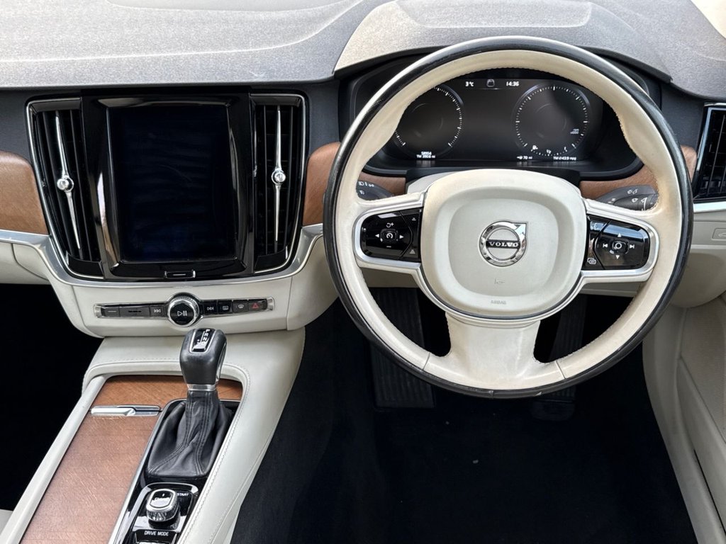 Used Volvo S90 2017 for sale - 76621608: Photo 11