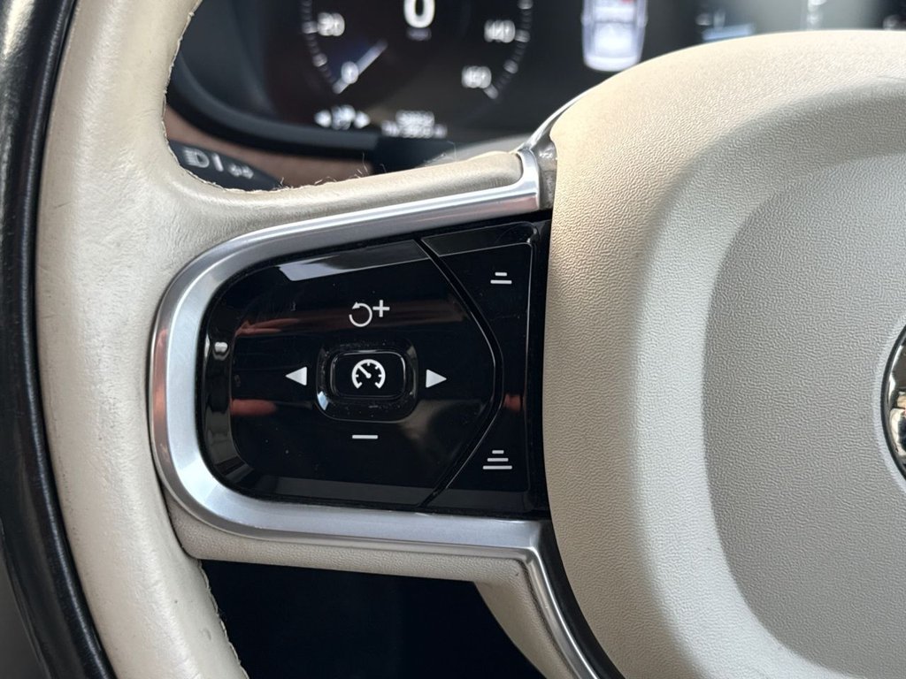 Used Volvo S90 2017 for sale - 76621608: Photo 27