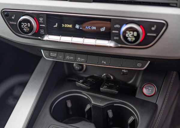 Used Audi A4 2018 for sale - 76277773: Photo 31