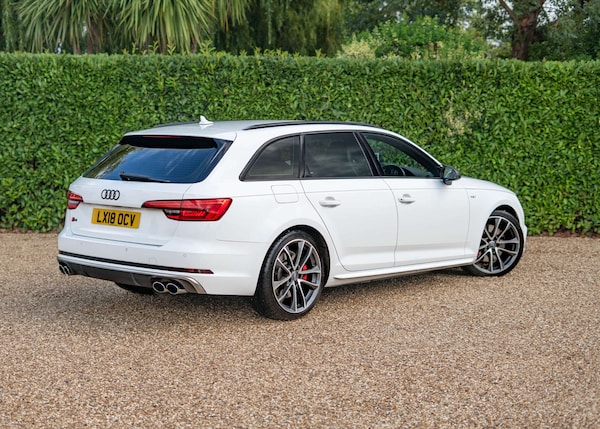 Used Audi A4 2018 for sale - 76277773: Photo 4