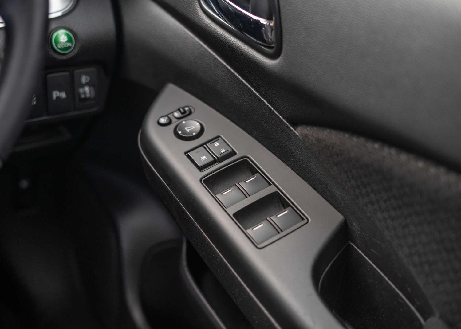 Used Honda CR-V 2017 for sale - 76751460: Photo 18