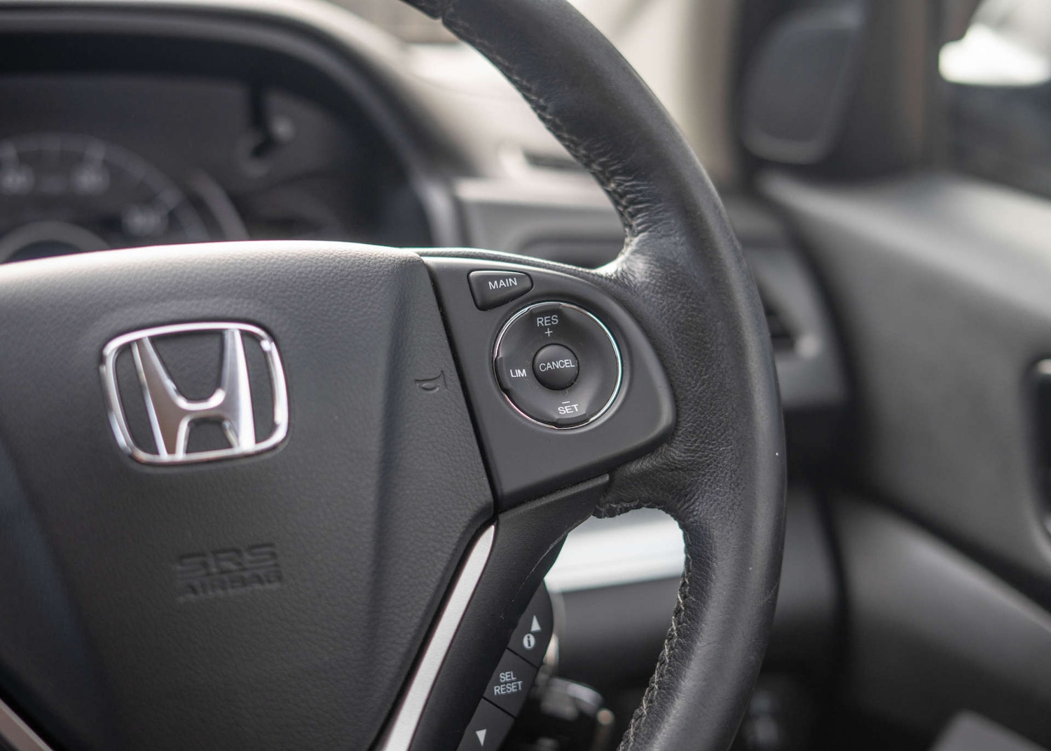 Used Honda CR-V 2017 for sale - 76751460: Photo 19