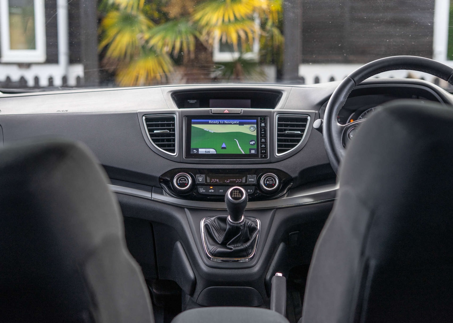 Used Honda CR-V 2017 for sale - 76751460: Photo 3