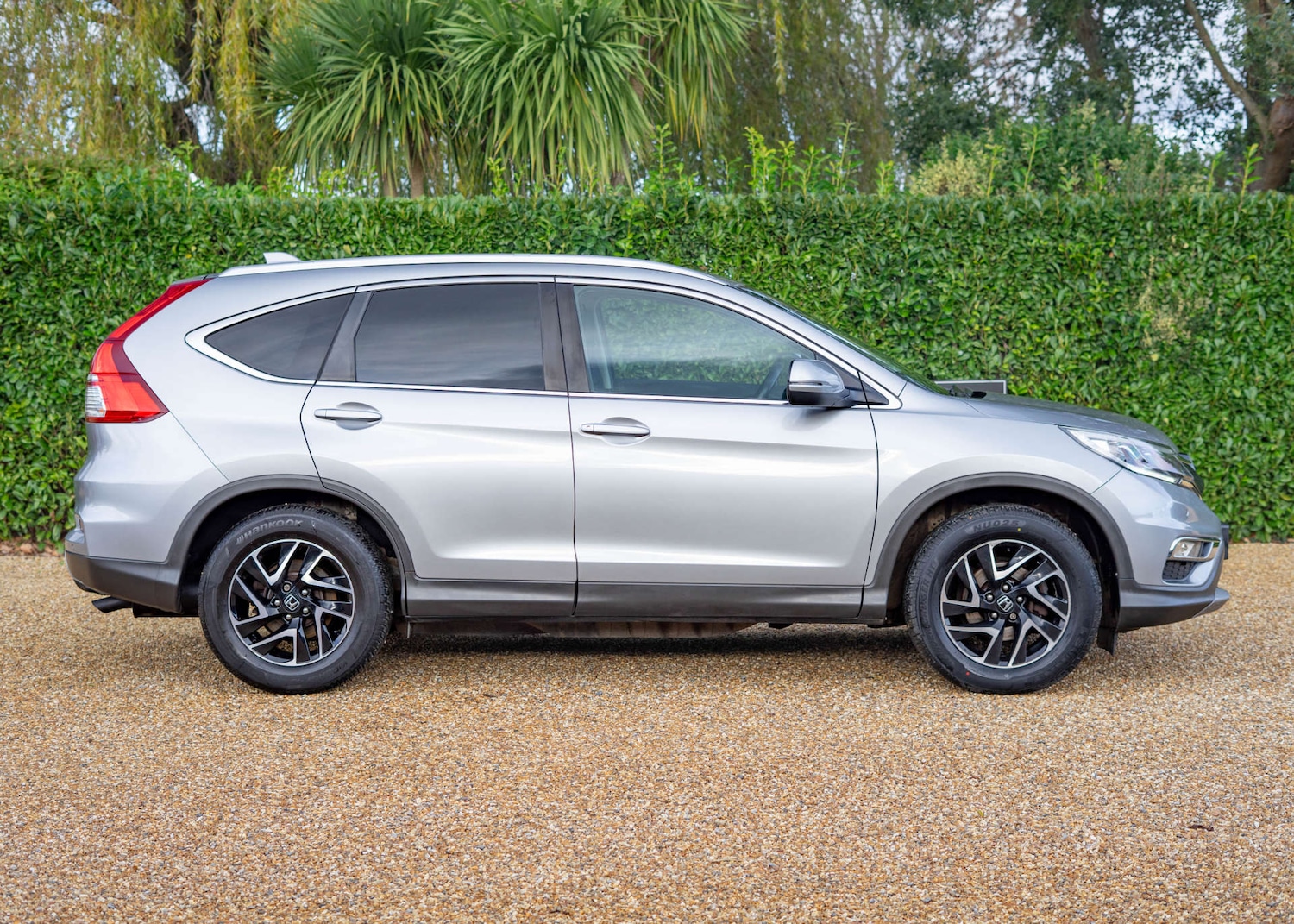 Used Honda CR-V 2017 for sale - 76751460: Photo 8