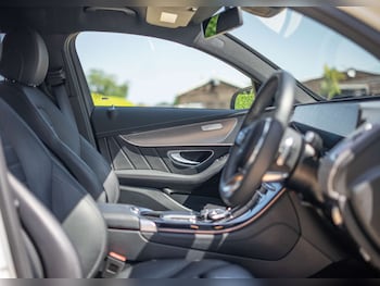 Used Mercedes-Benz EQC 2020 for sale - 79421836: Photo
