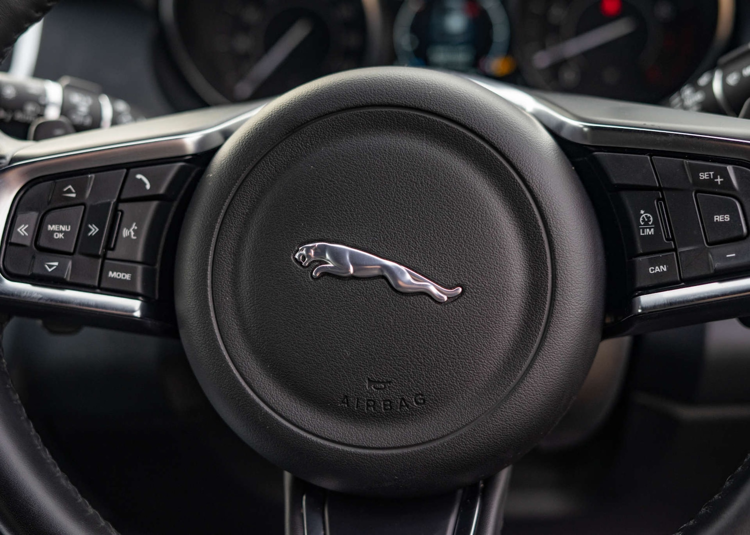 Used Jaguar E-Pace 2018 for sale - 76594540: Photo 21