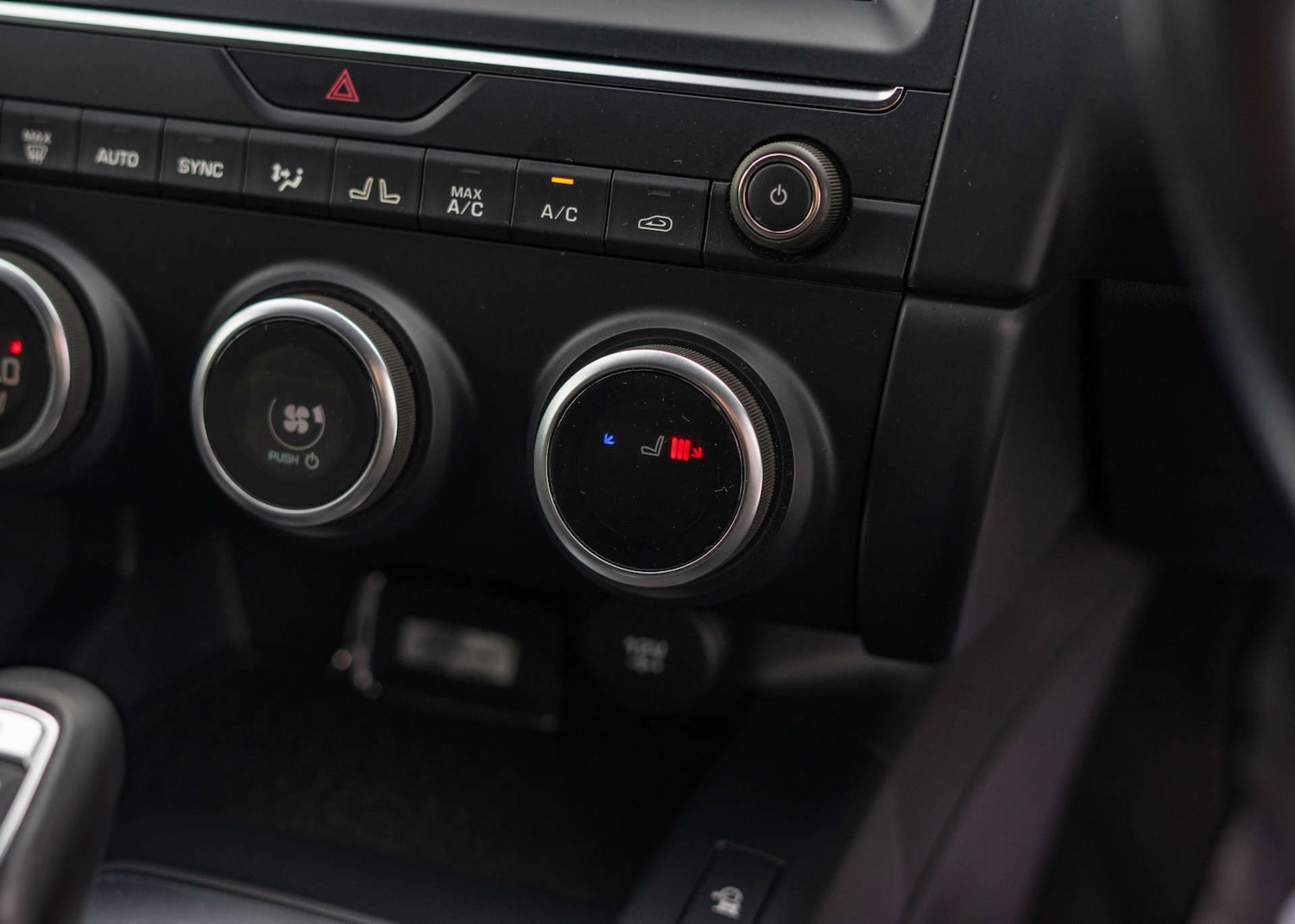 Used Jaguar E-Pace 2018 for sale - 76594540: Photo 27