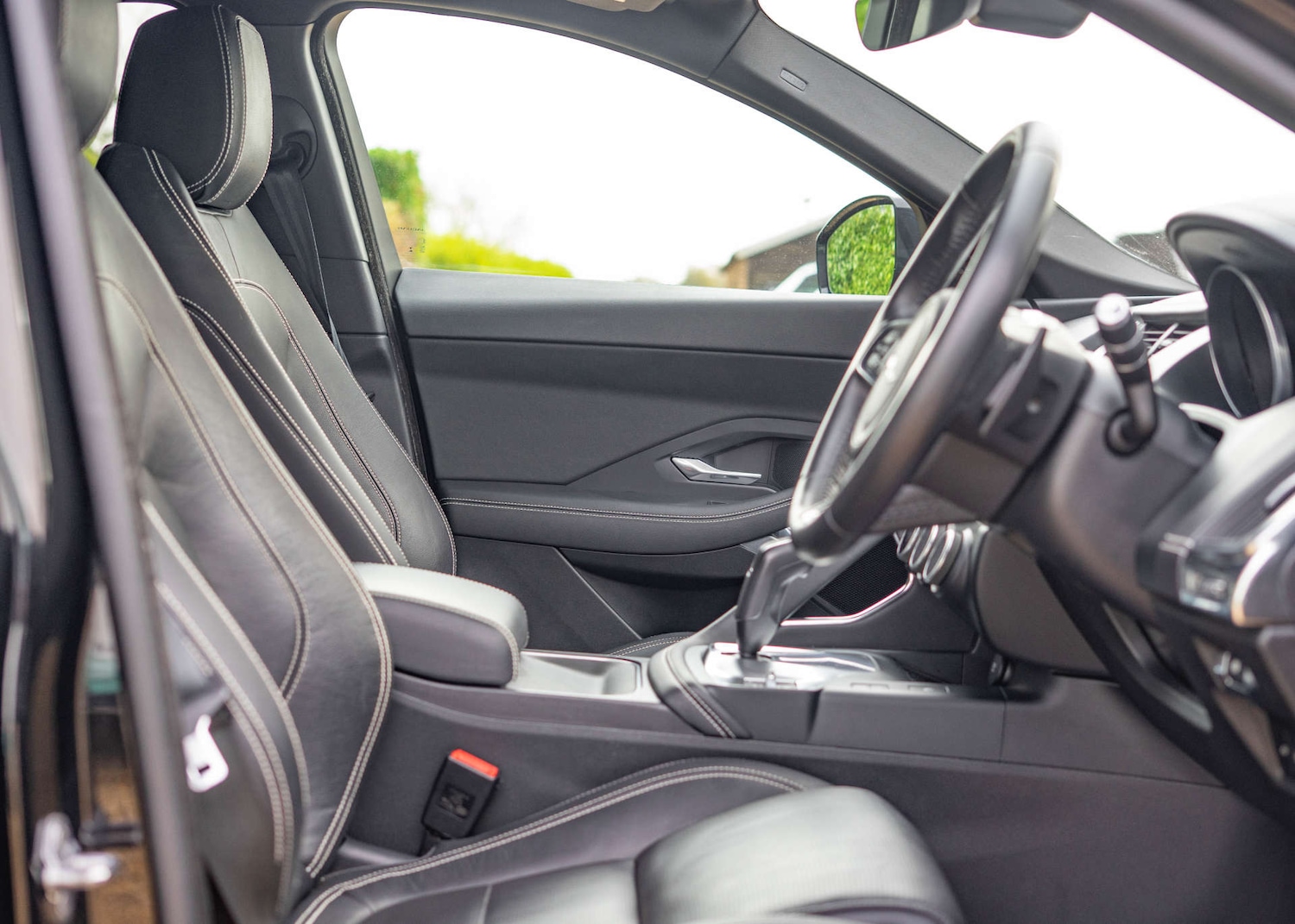 Used Jaguar E-Pace 2018 for sale - 76594540: Photo 33