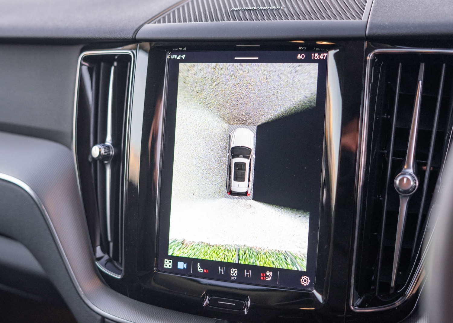 Used Volvo XC60 2022 for sale - 76630396: Photo 22