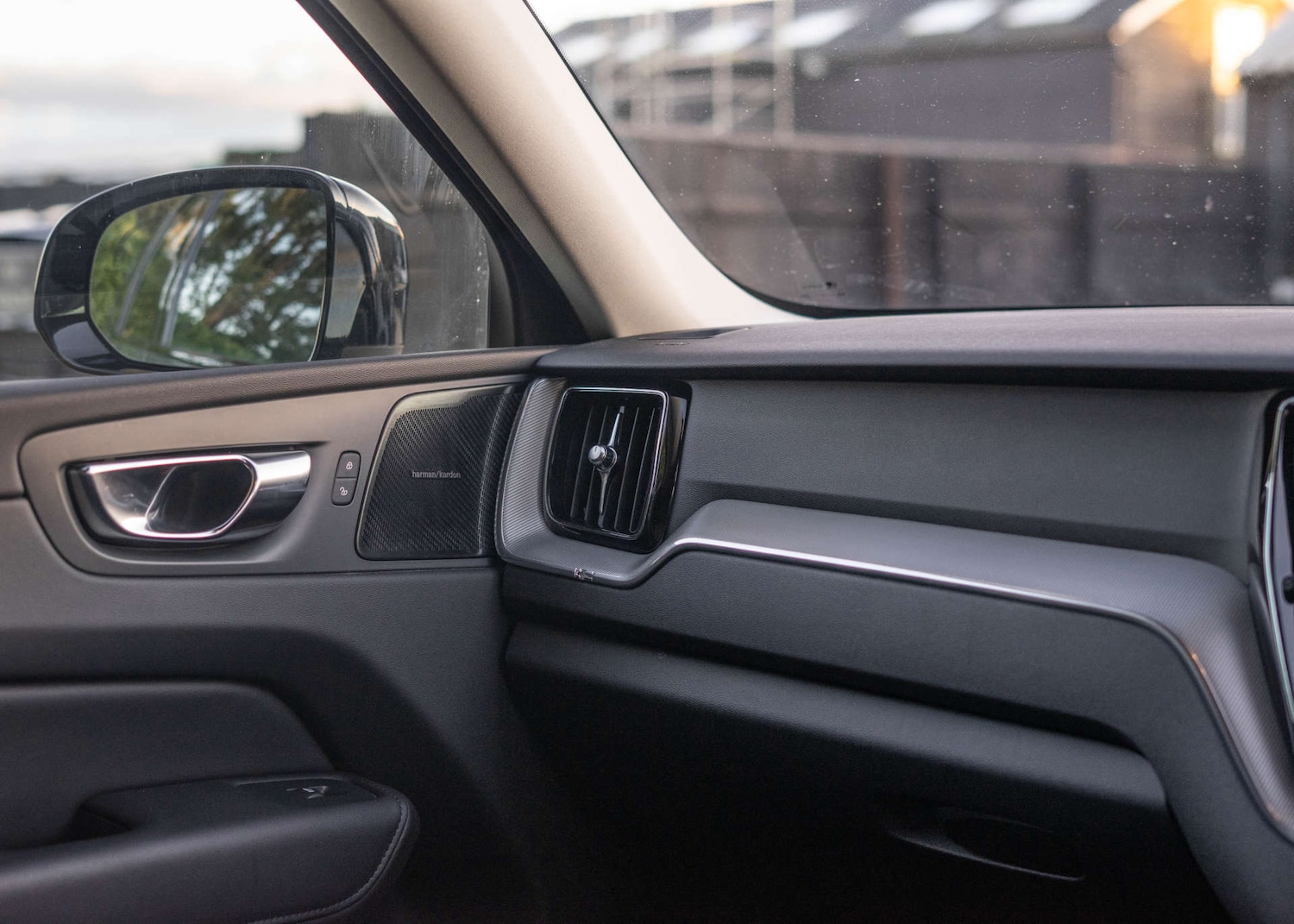 Used Volvo XC60 2022 for sale - 76630396: Photo 29