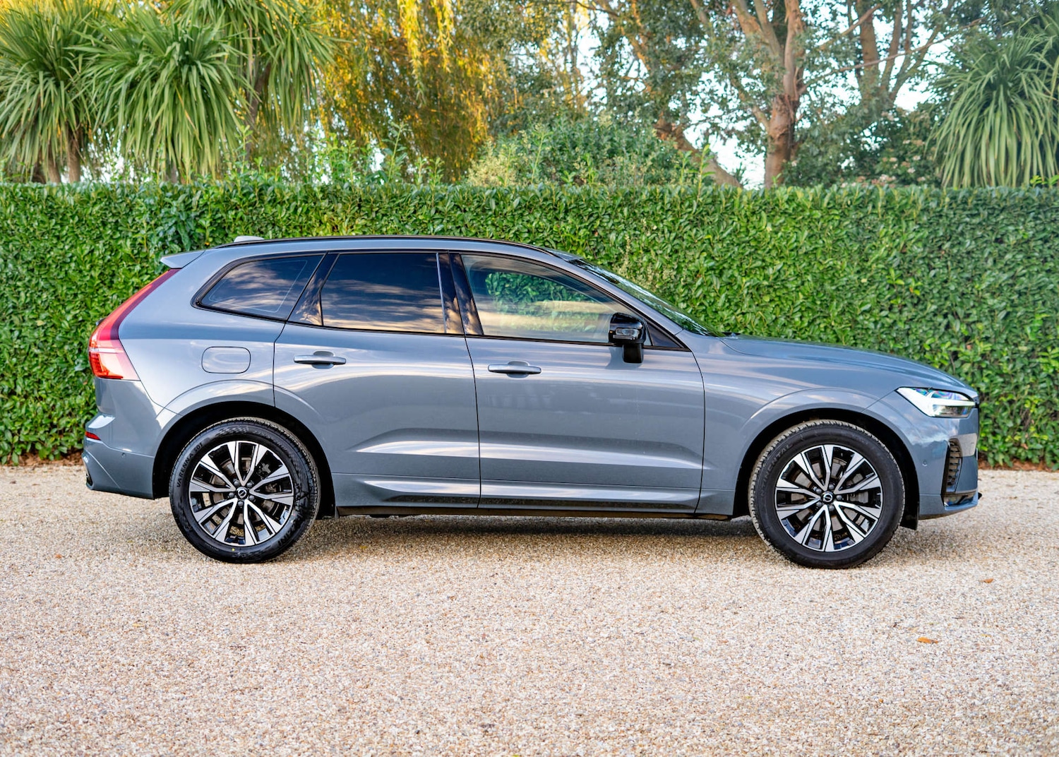 Used Volvo XC60 2022 for sale - 76630396: Photo 4