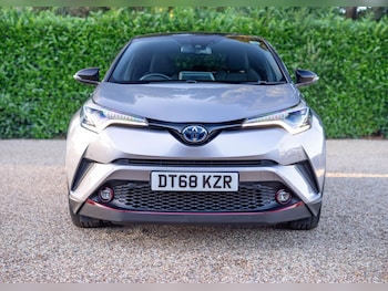 Used Toyota C-HR 2019 for sale - 79421813: Photo