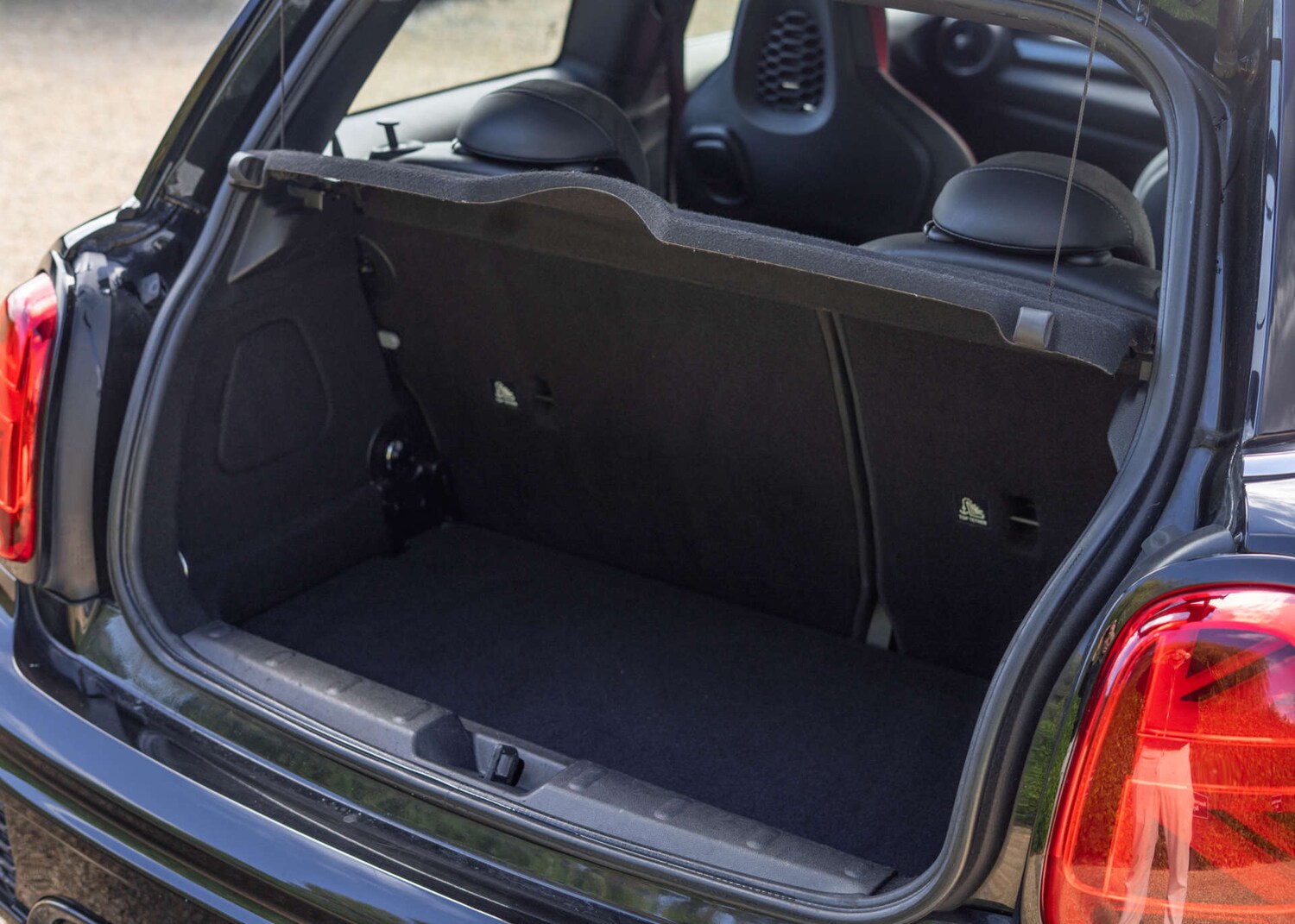 Used MINI Hatch 2018 for sale - 76366196: Photo 35