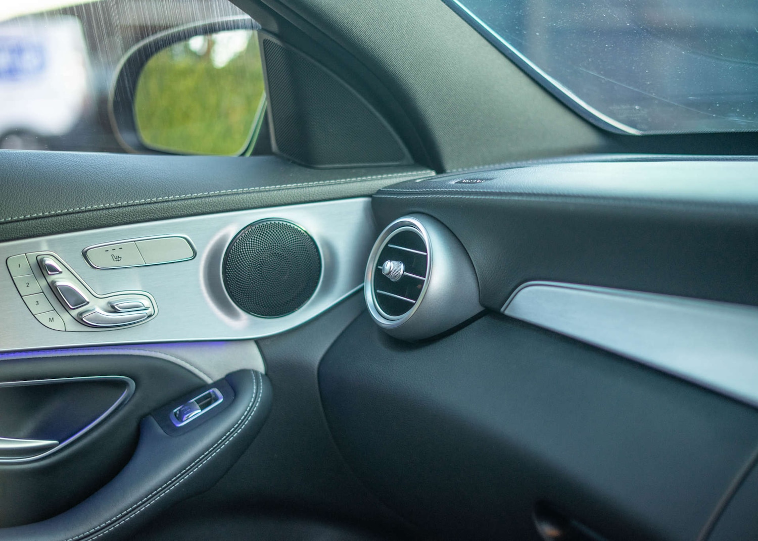 Used Mercedes-Benz C Class 2019 for sale - 77118824: Photo 17