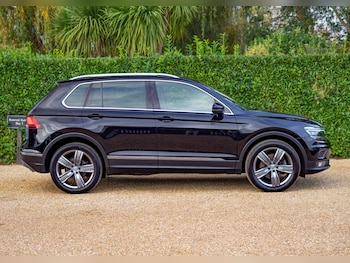 Used Volkswagen Tiguan 2019 for sale - 76495868: Photo