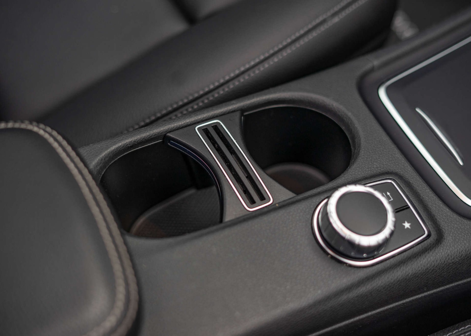 Used Mercedes-Benz GLA 2019 for sale - 76455634: Photo 23