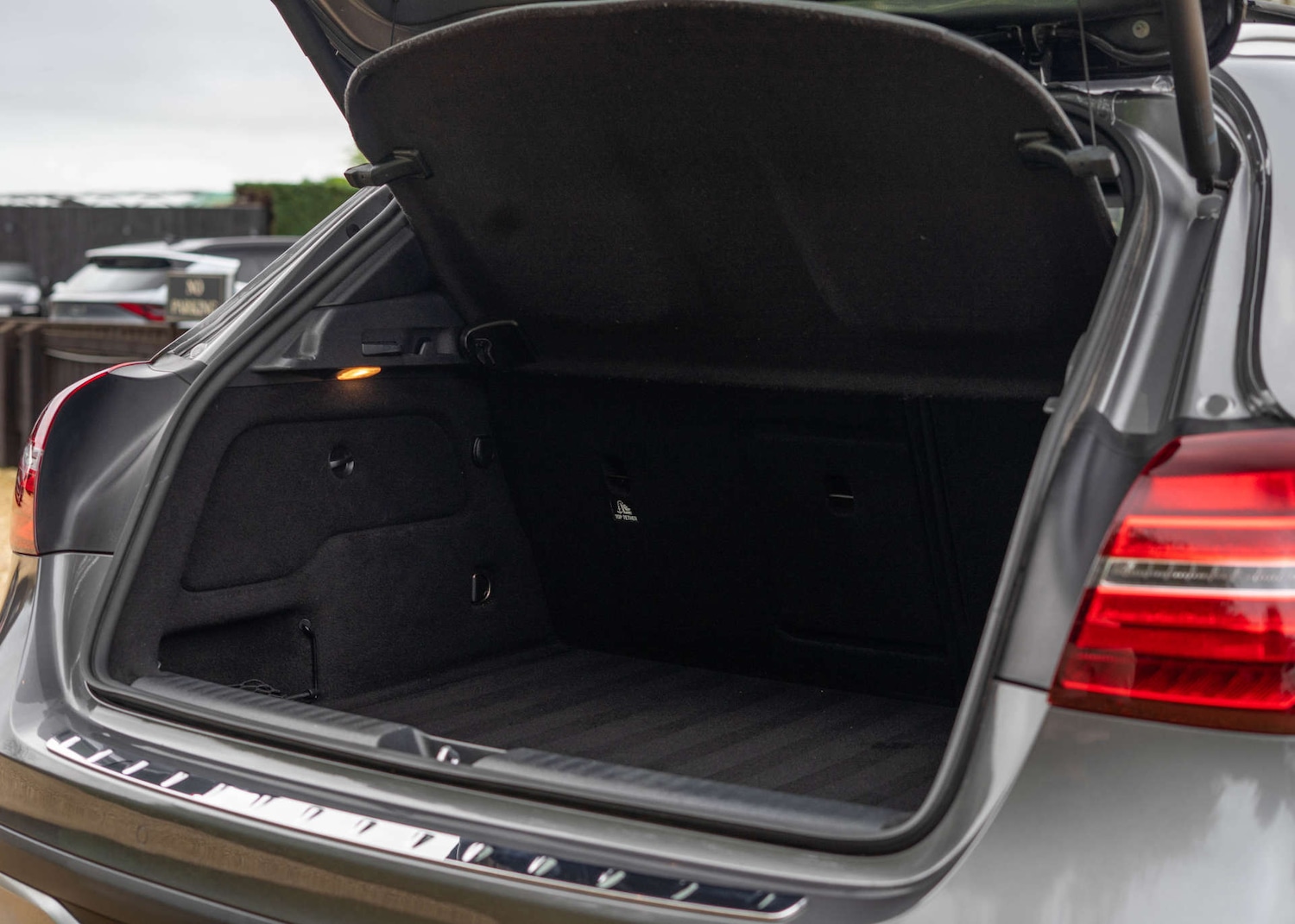 Used Mercedes-Benz GLA 2019 for sale - 76455634: Photo 43