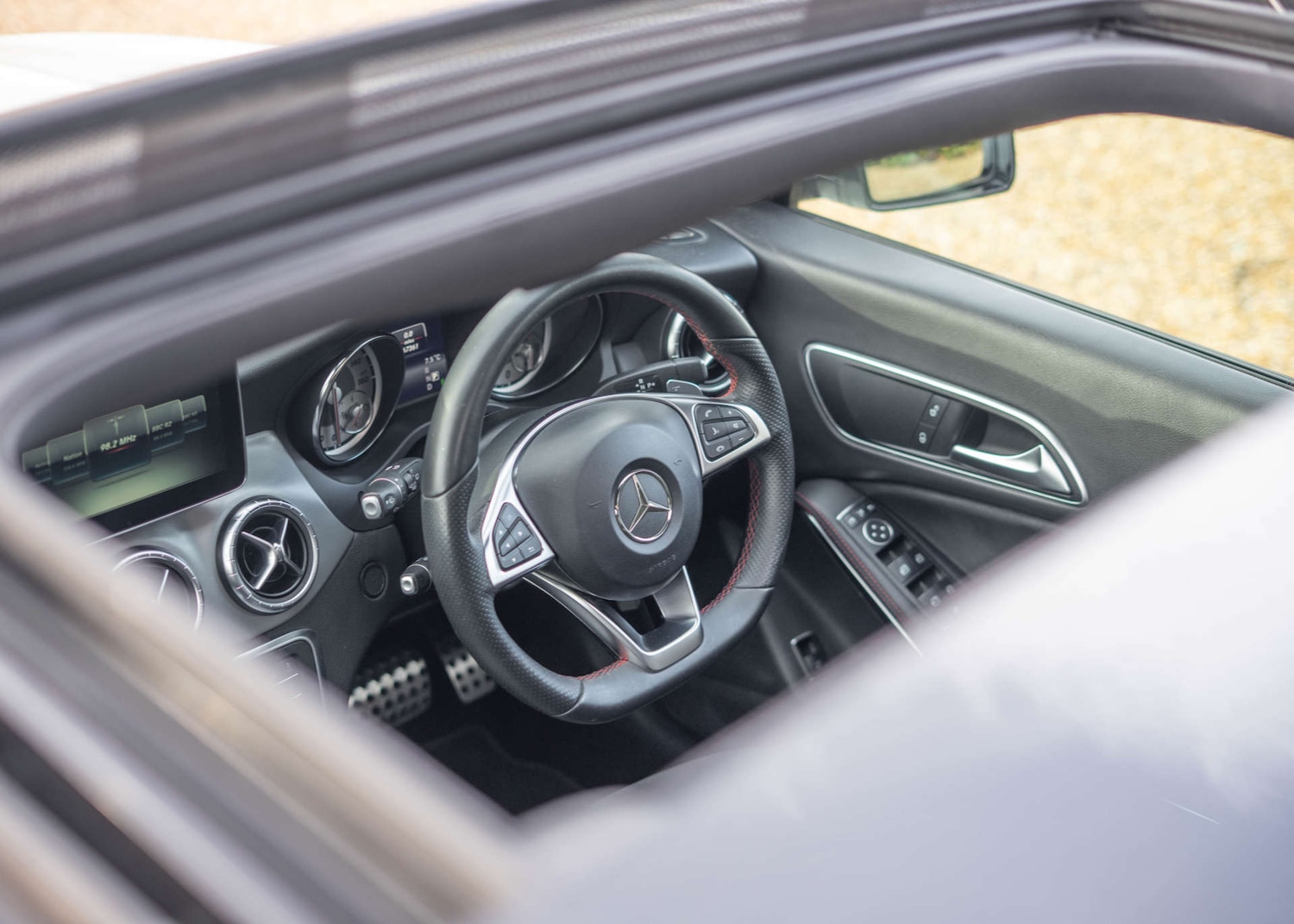 Used Mercedes-Benz CLA 2015 for sale - 77152846: Photo 3