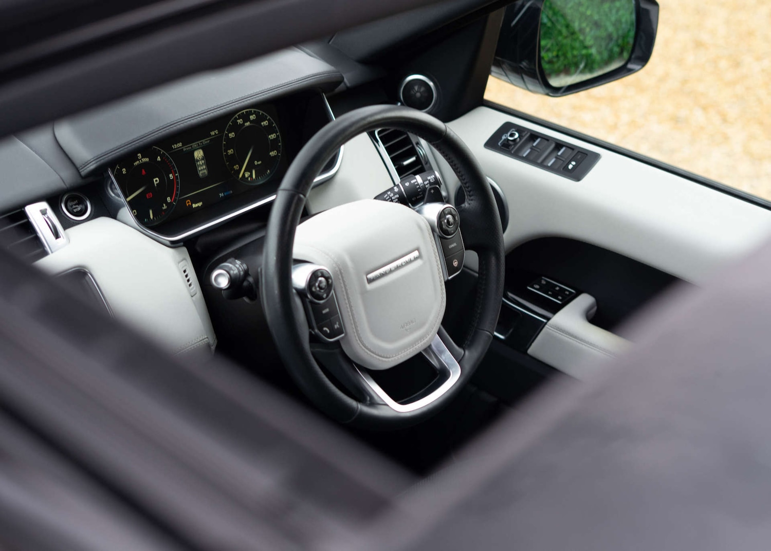 Used Land Rover Range Rover Sport 2015 for sale - 76481423: Photo 16