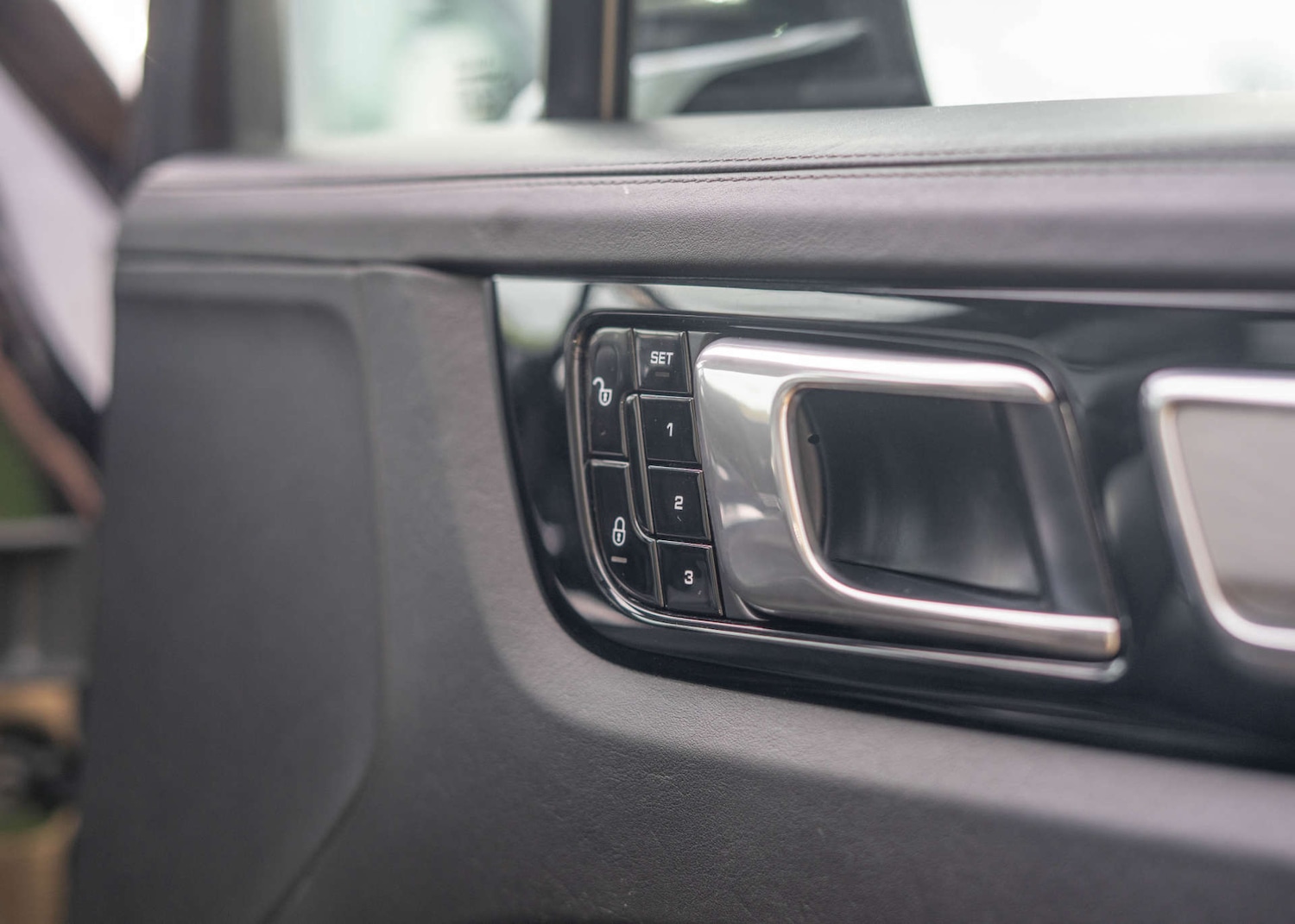 Used Porsche Cayenne 2018 for sale - 76527113: Photo 23