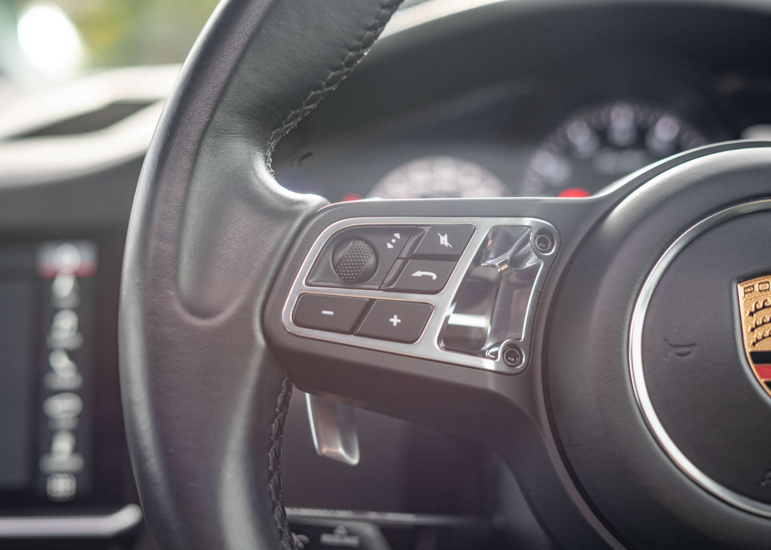 Used Porsche Cayenne 2018 for sale - 76527113: Photo 33