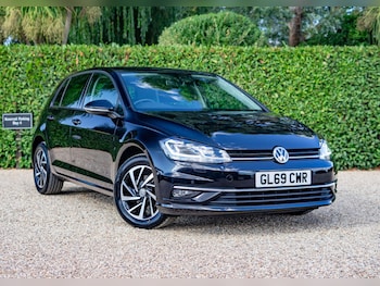 Used Volkswagen Golf 2019 for sale - 79552389: Photo