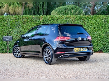 Used Volkswagen Golf 2019 for sale - 79552389: Photo