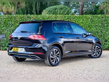 Used Volkswagen Golf 2019 for sale - 79552389: Photo