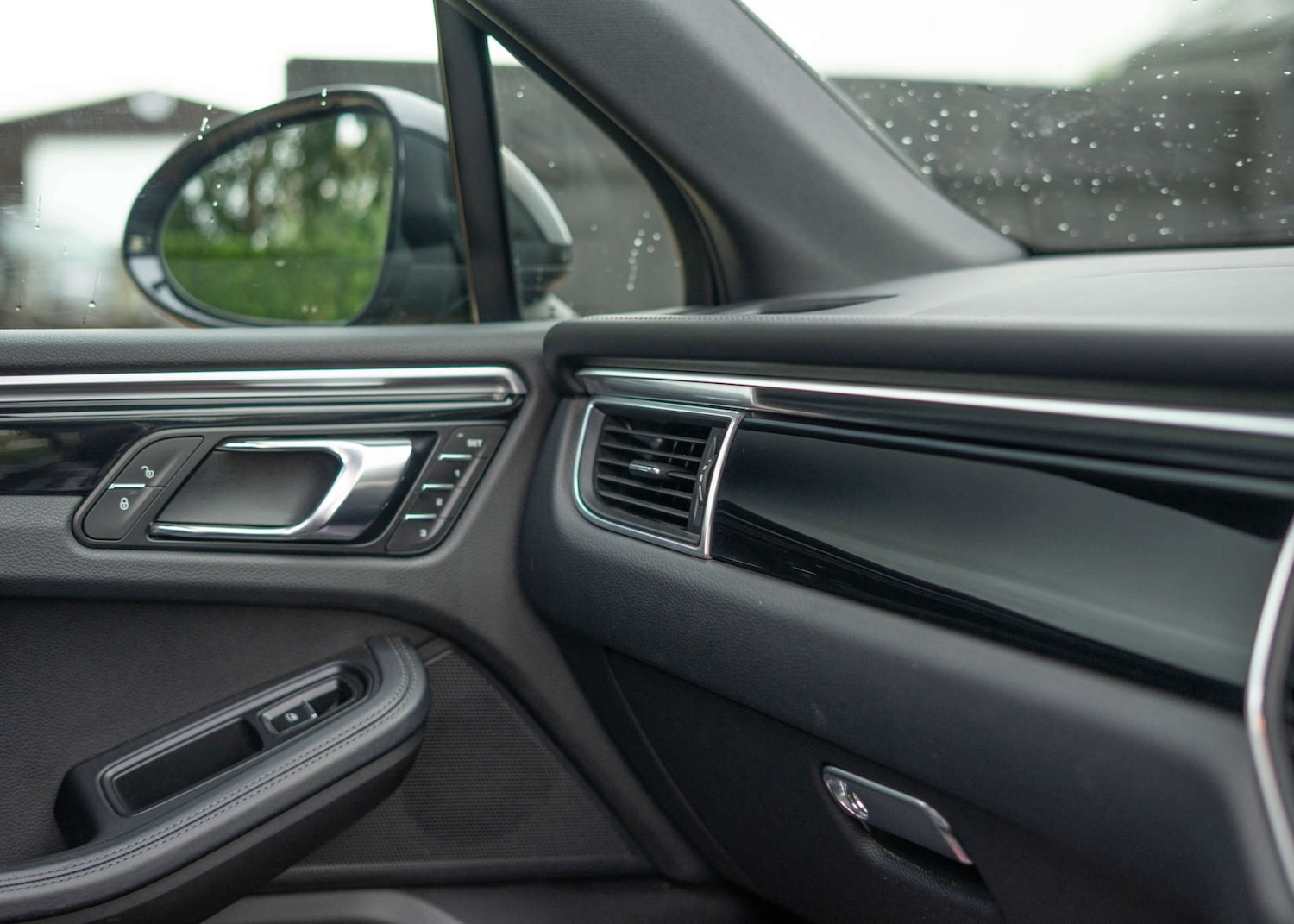 Used Porsche Macan 2018 for sale - 76438951: Photo 12