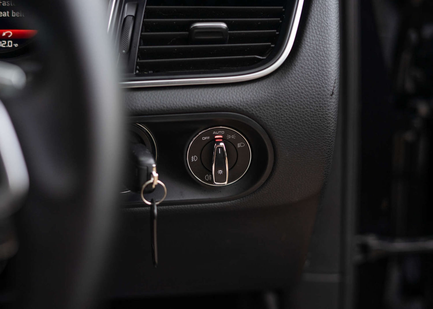 Used Porsche Macan 2018 for sale - 76438951: Photo 13