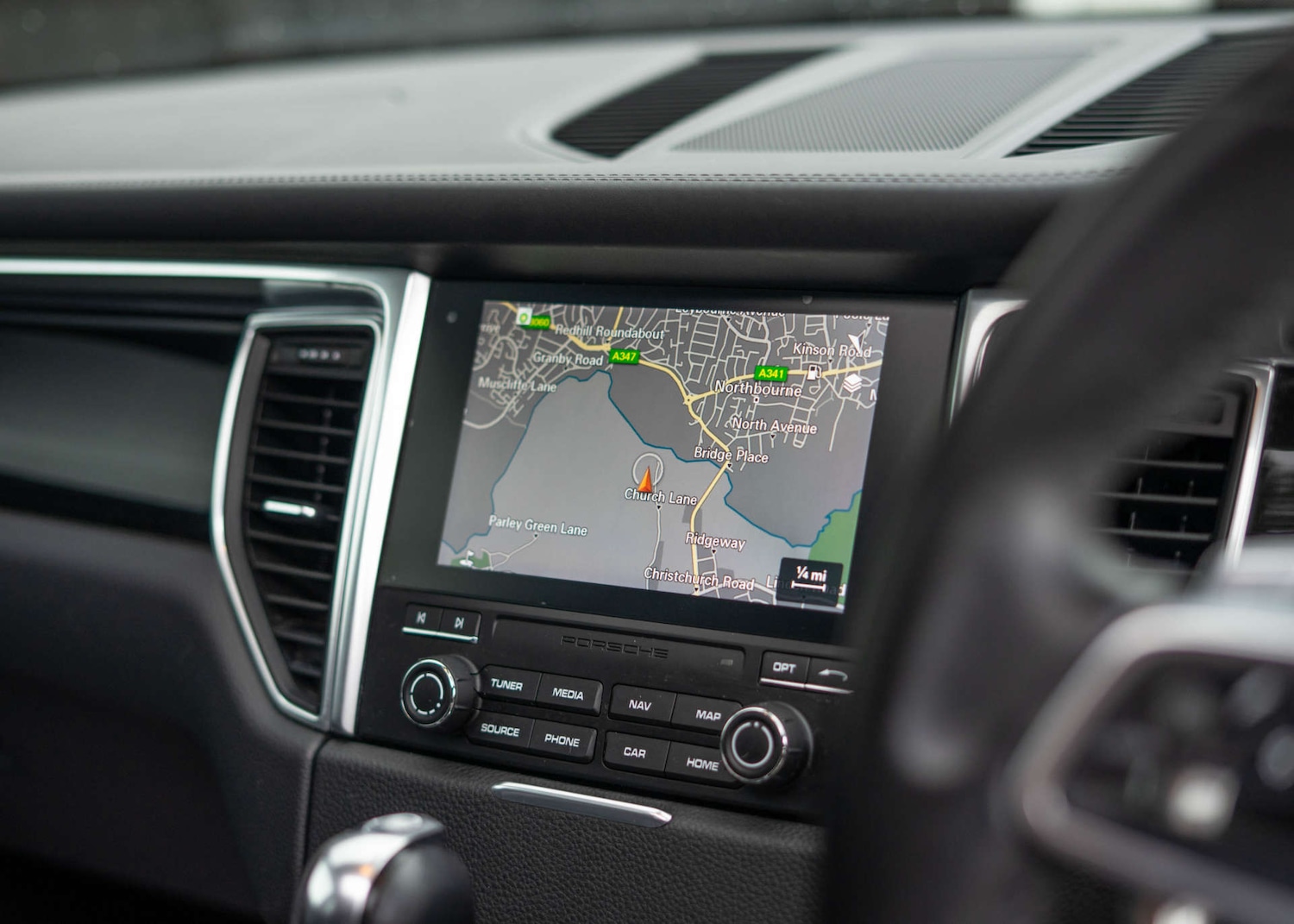 Used Porsche Macan 2018 for sale - 76438951: Photo 23