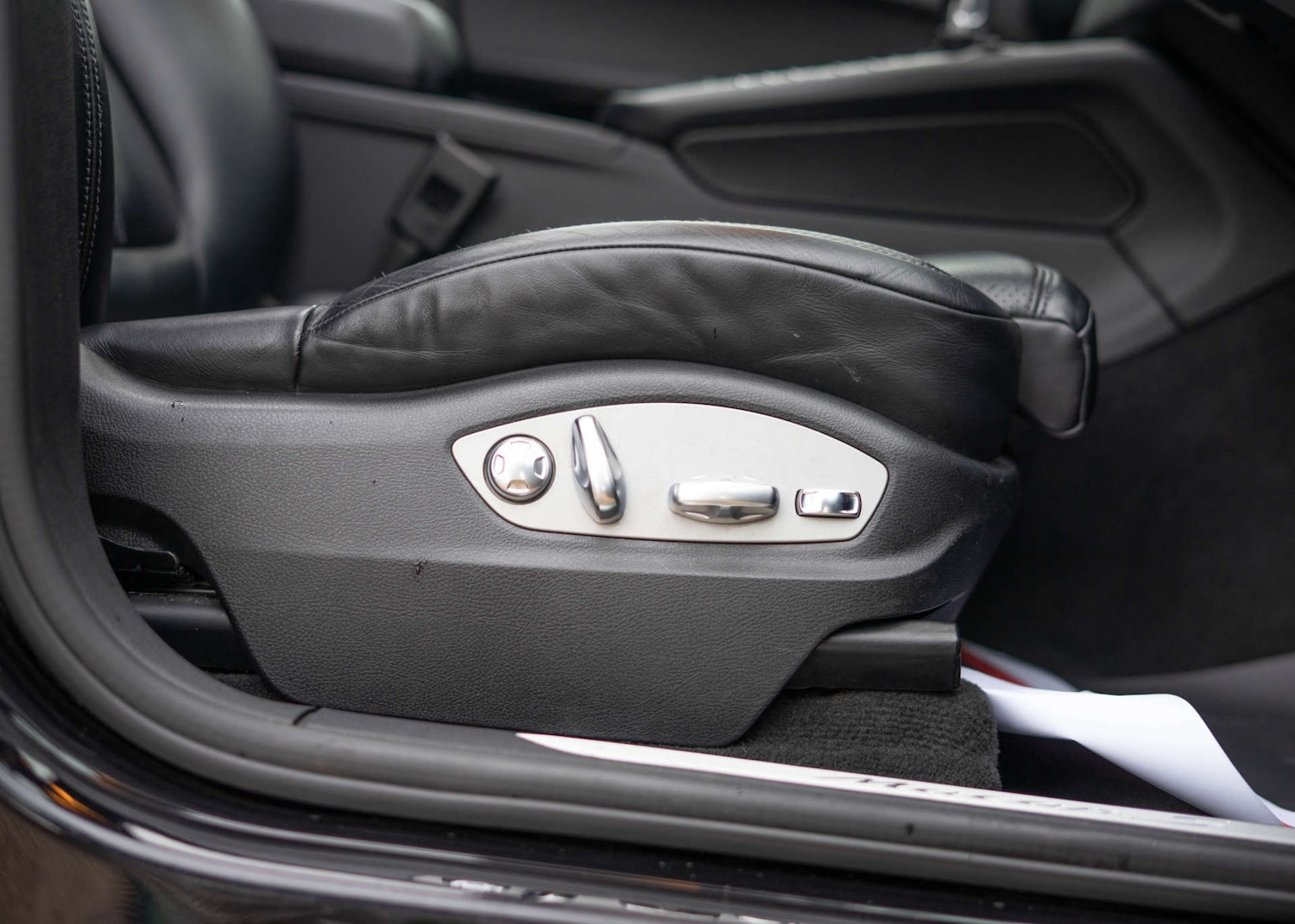 Used Porsche Macan 2018 for sale - 76438951: Photo 29