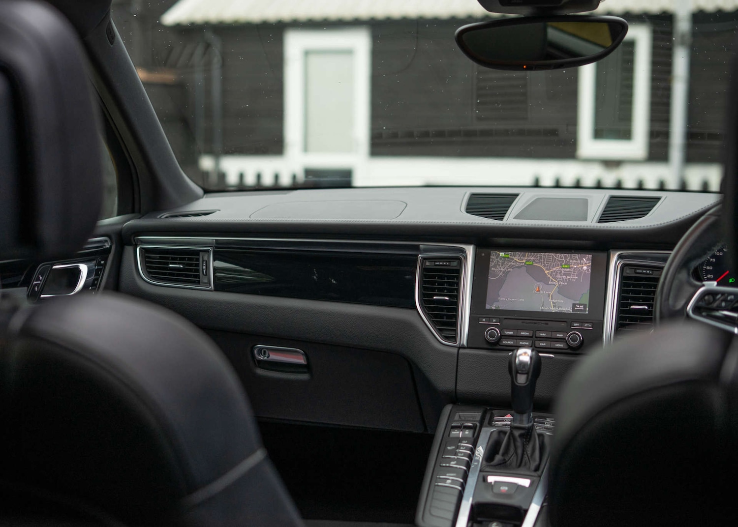 Used Porsche Macan 2018 for sale - 76438951: Photo 35