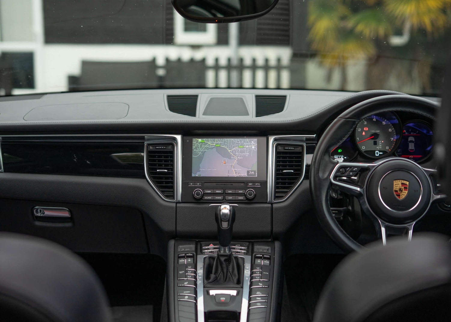 Used Porsche Macan 2018 for sale - 76438951: Photo 37