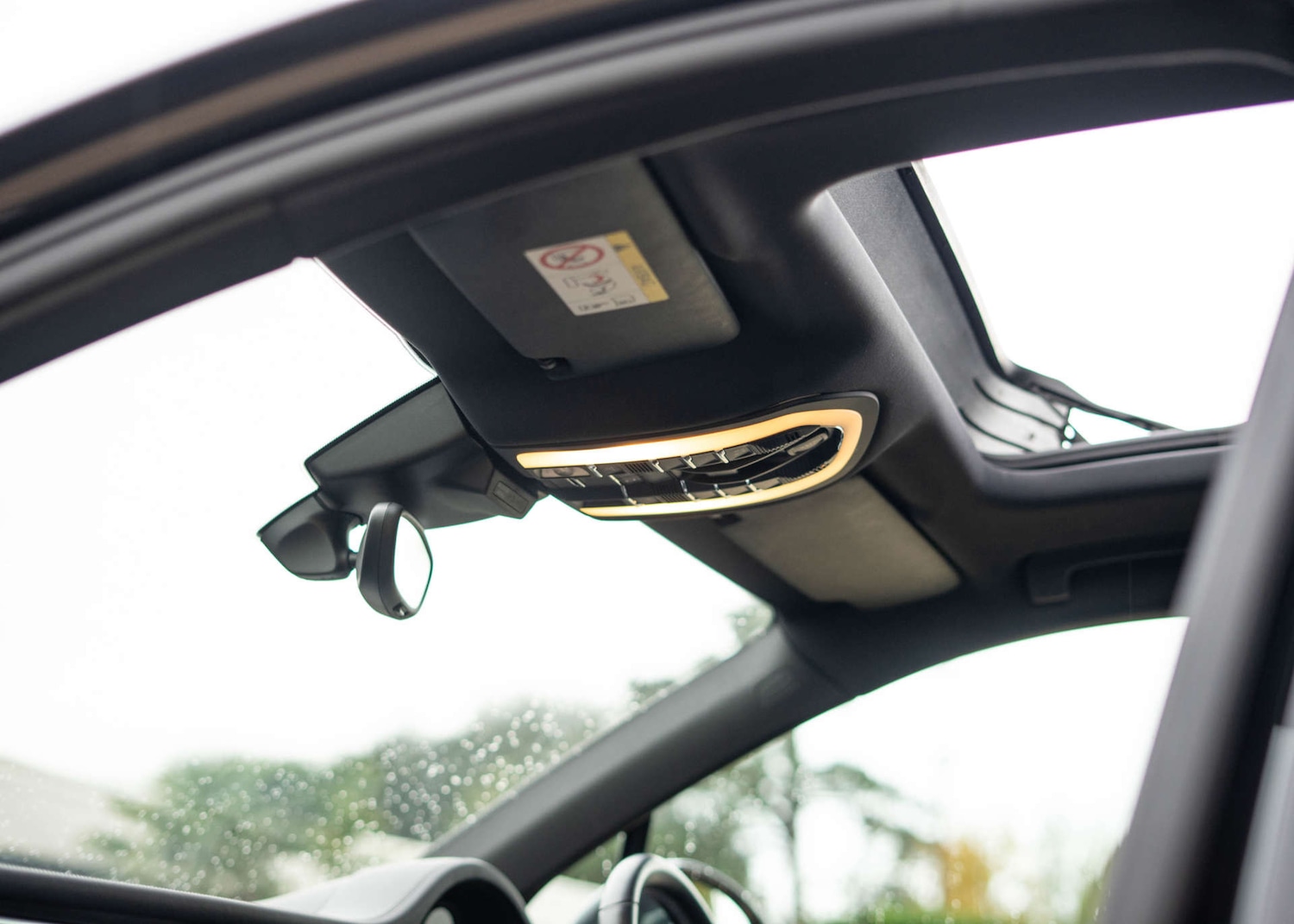 Used Porsche Macan 2018 for sale - 76438951: Photo 47