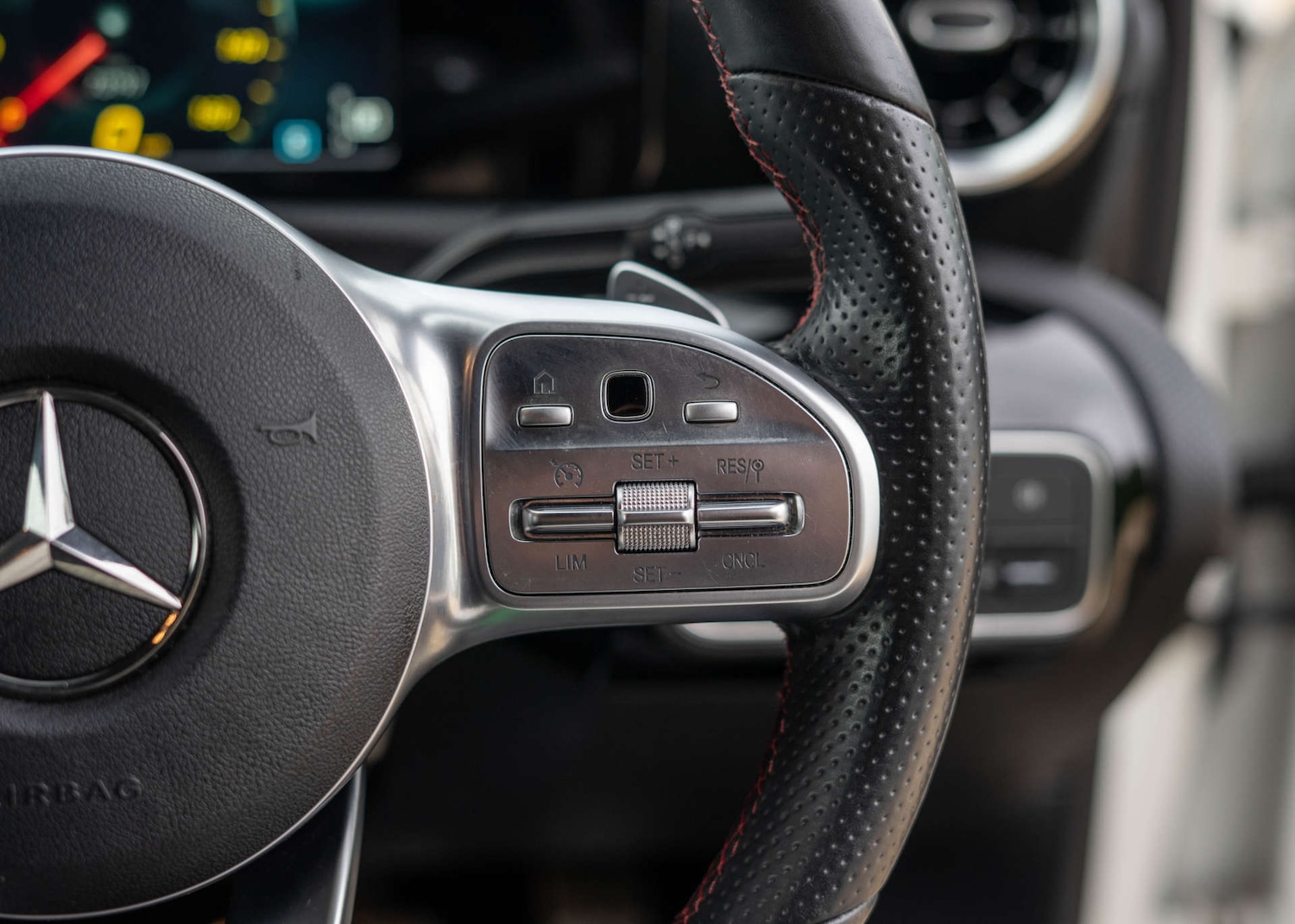 Used Mercedes-Benz A-Class 2019 for sale - 76737885: Photo 16