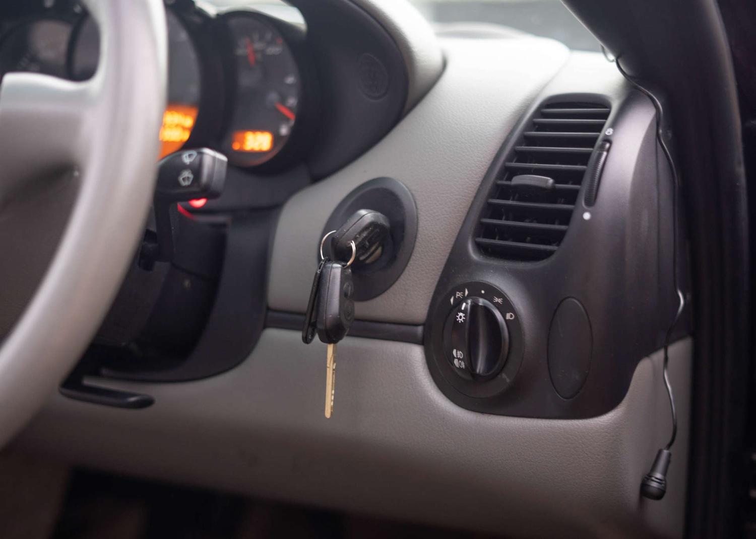 Used Porsche Boxster 2003 for sale - 76973901: Photo 14