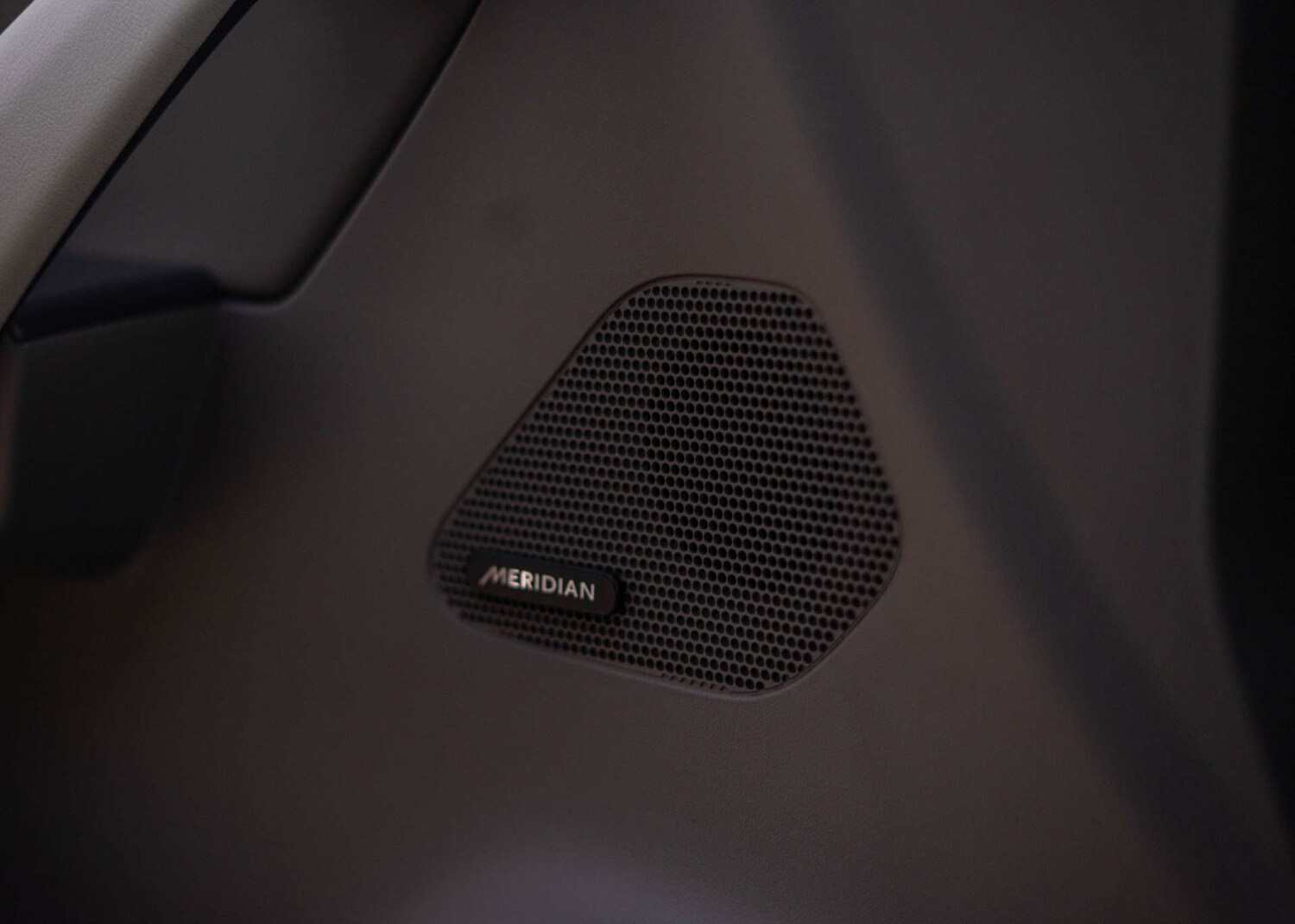 Used Jaguar F-Pace 2017 for sale - 76606057: Photo 37