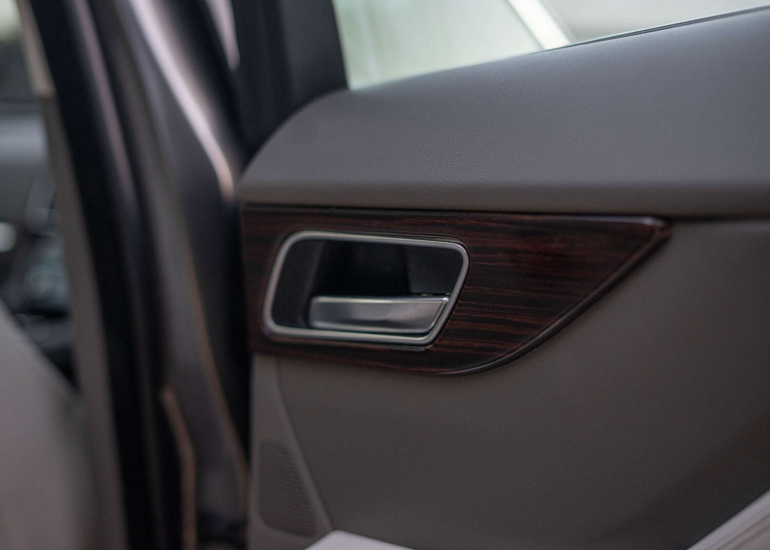 Used Jaguar F-Pace 2017 for sale - 76606057: Photo 40