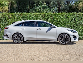 Used Kia Pro Ceed 2022 for sale - 79460990: Photo