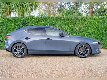 Used Mazda Mazda3 2020 for sale - 76923111: Photo