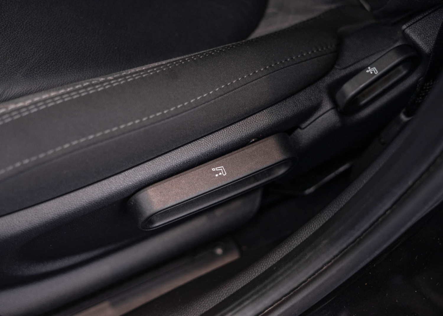 Used MINI Hatch 2018 for sale - 76836425: Photo 30