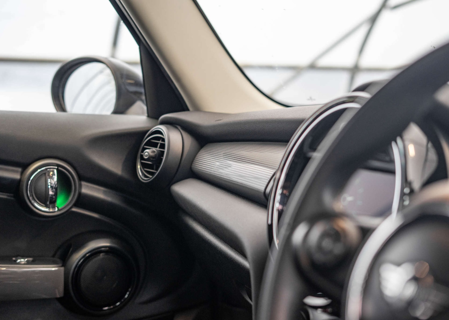 Used MINI Hatch 2018 for sale - 76836425: Photo 41