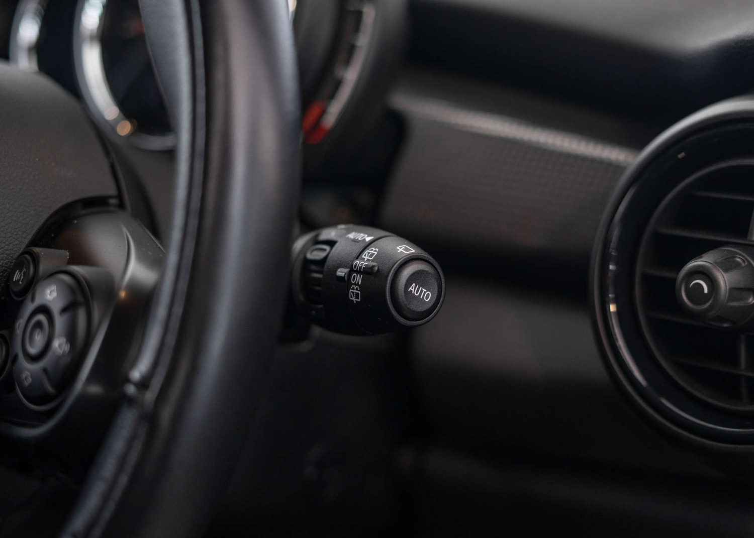 Used MINI Hatch 2018 for sale - 76836425: Photo 45