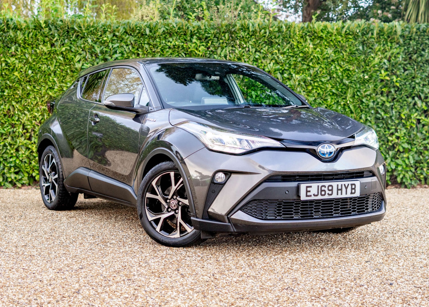 Used Toyota C-HR 2020 for sale - 76829750: Photo 1