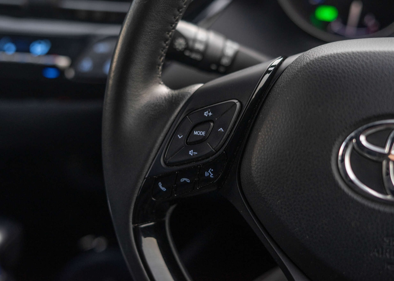 Used Toyota C-HR 2020 for sale - 76829750: Photo 14