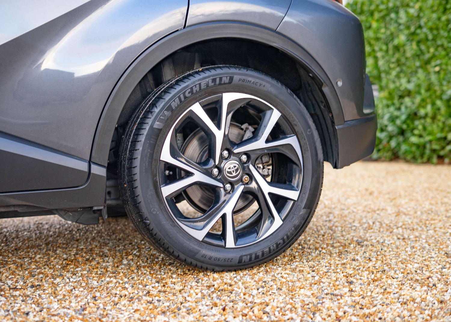 Used Toyota C-HR 2020 for sale - 76829750: Photo 41