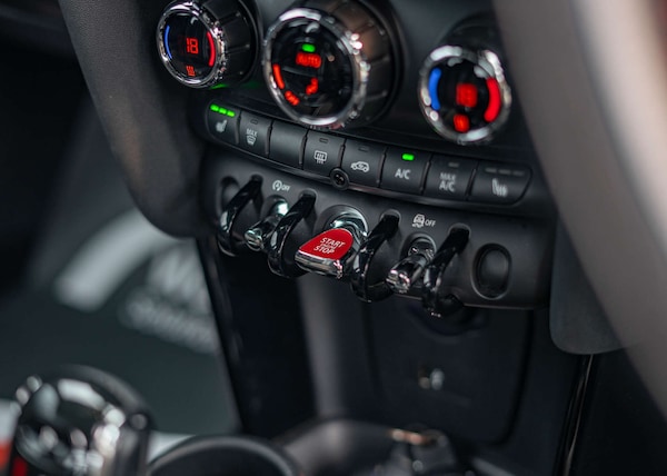 Used MINI Hatch 2019 for sale - 76178563: Photo 17