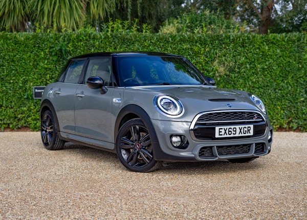 Used MINI Hatch 2019 for sale - 76178563: Photo 1